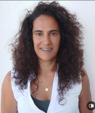 Ana Raquel Caba&ccedil;o Fialho